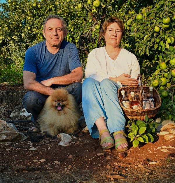 על המזקקה ההישגים שלנו